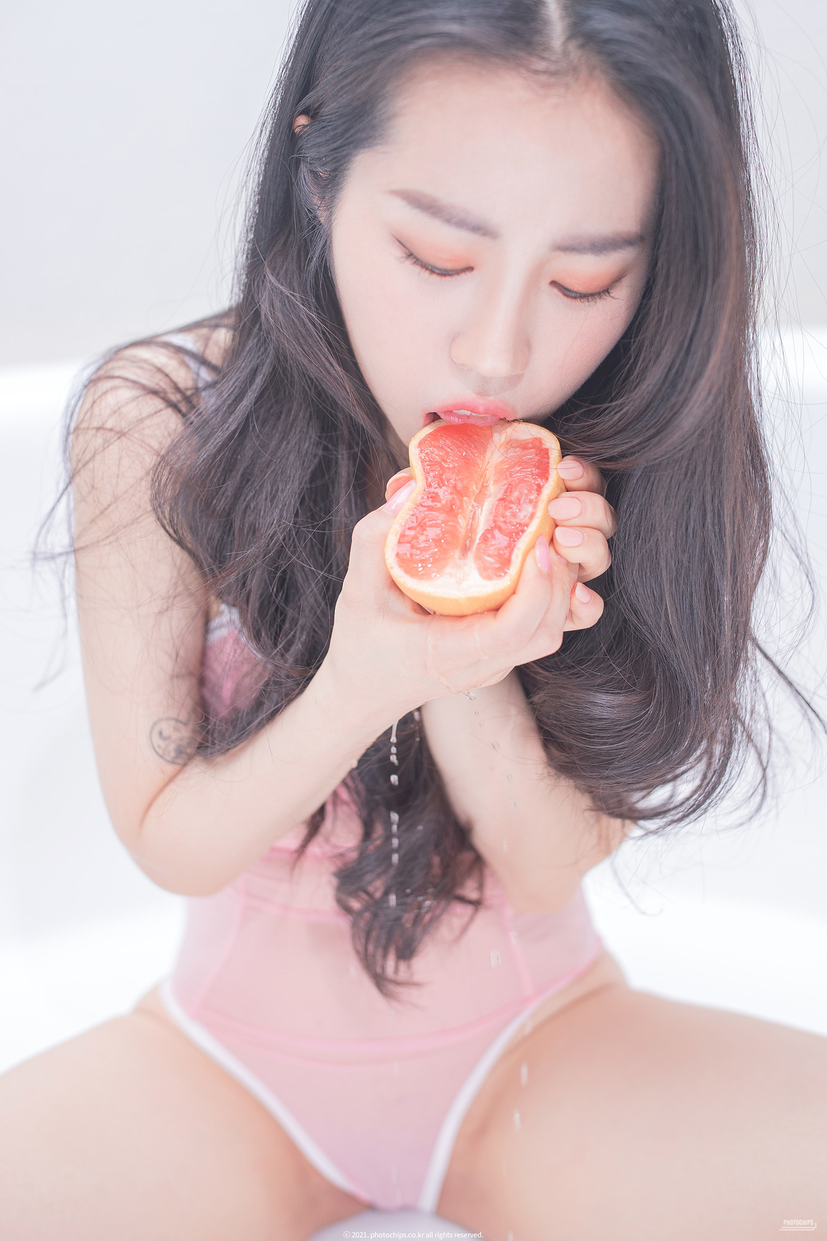 Dami 퀸다미, [Photochips] Vol.96 Photobook Set.02