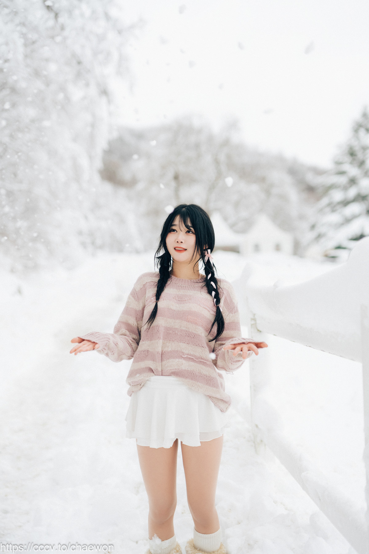 ZIA.Kwon 권지아, [Loozy] Snow Girl Set.01