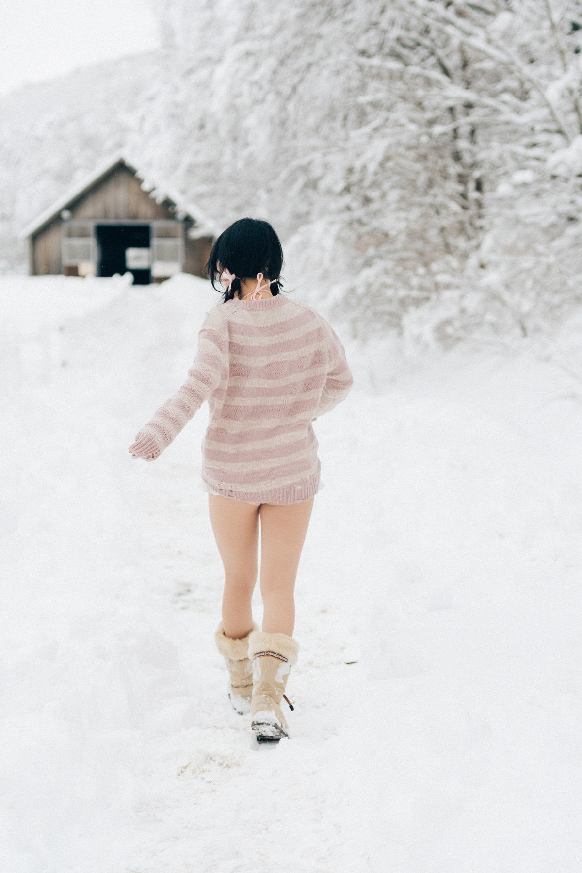 ZIA.Kwon 권지아, [Loozy] Snow Girl Set.01