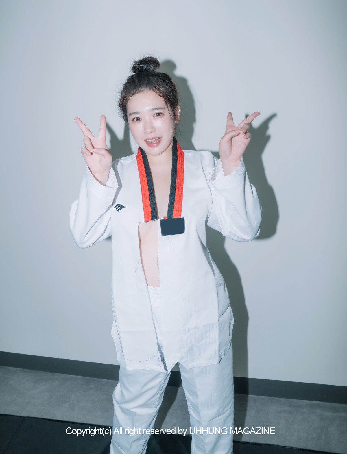 Jenn 젠, UHHUNG Magazine Vol.01 Taekwondo Set.03