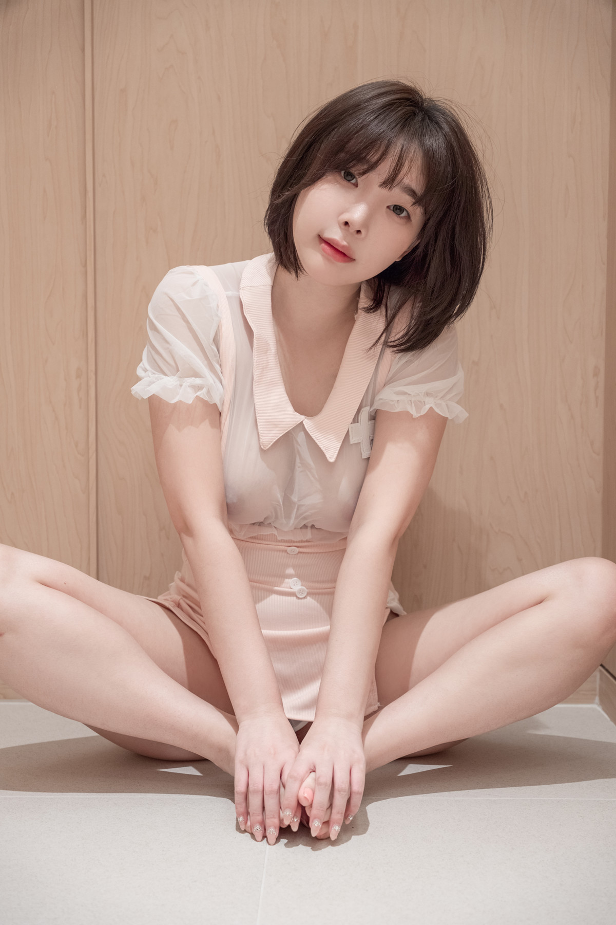 Kang Inkyung 강인경, Photobook ‘Private Nurse’