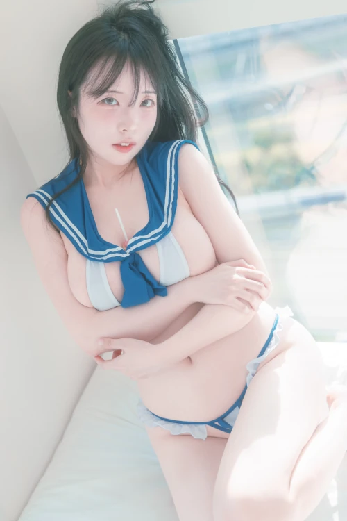 Rinaモモリナ, Patreon ‘Sexy Navy Style’ Set.02