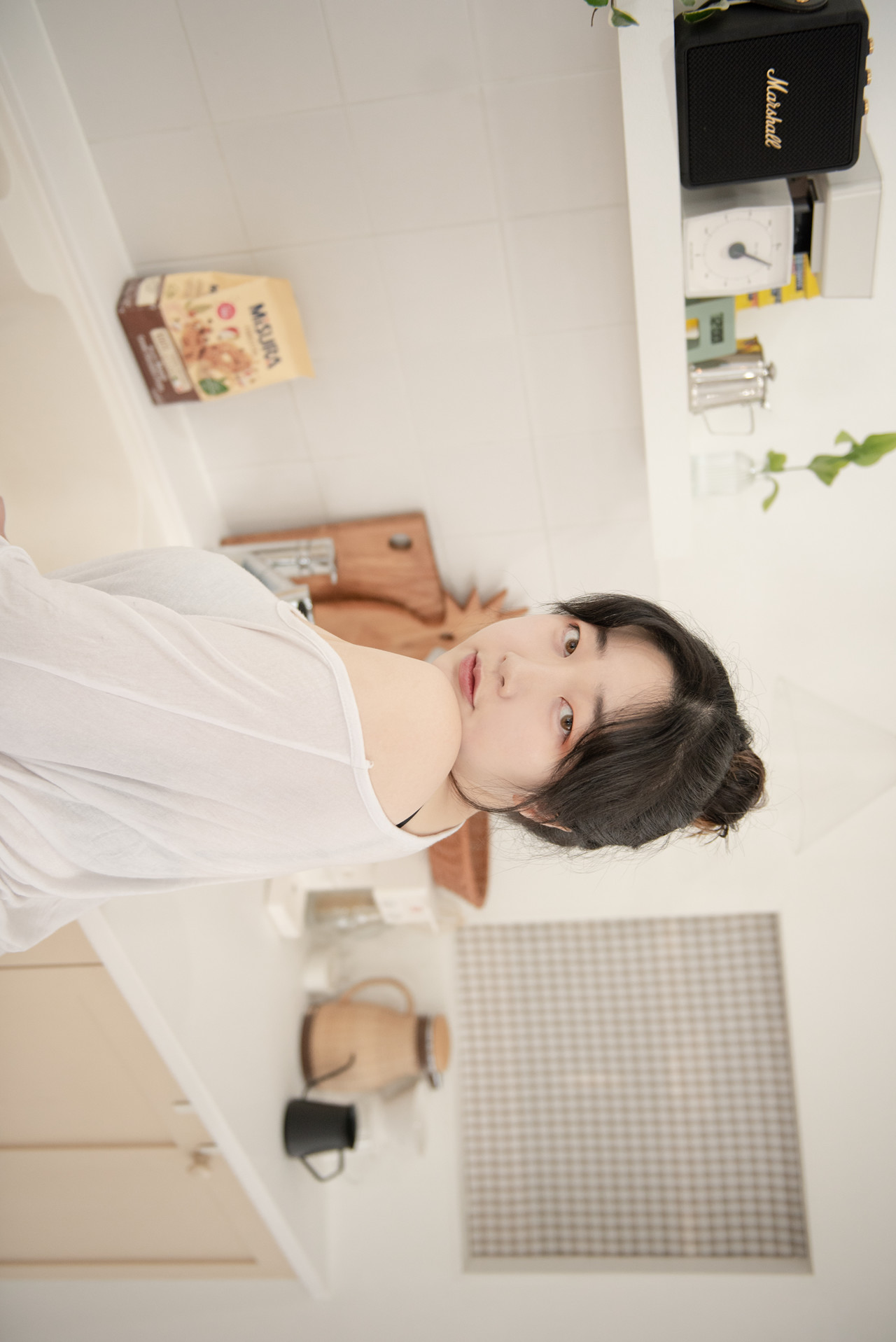 Soonjin 순진이, Photobook ‘T-Shirt’ - 图片2