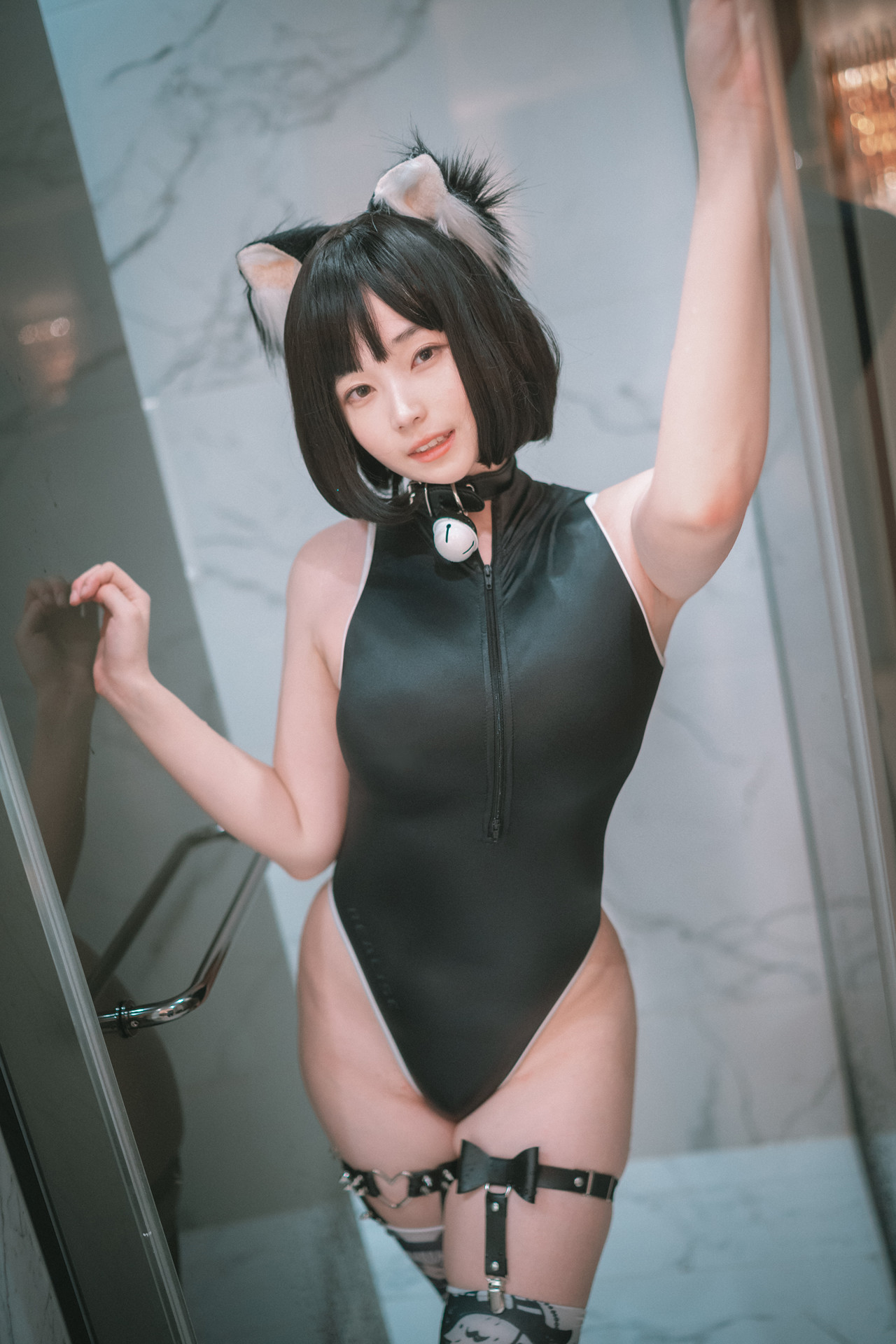 Bambi 밤비, DJAWA ‘Le chat déteste la douche’
