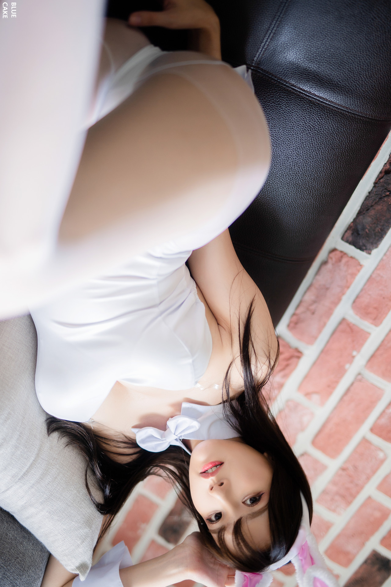 Lee Ahrin 이아린, BlueCake ‘White Black Bunny’ Set.01