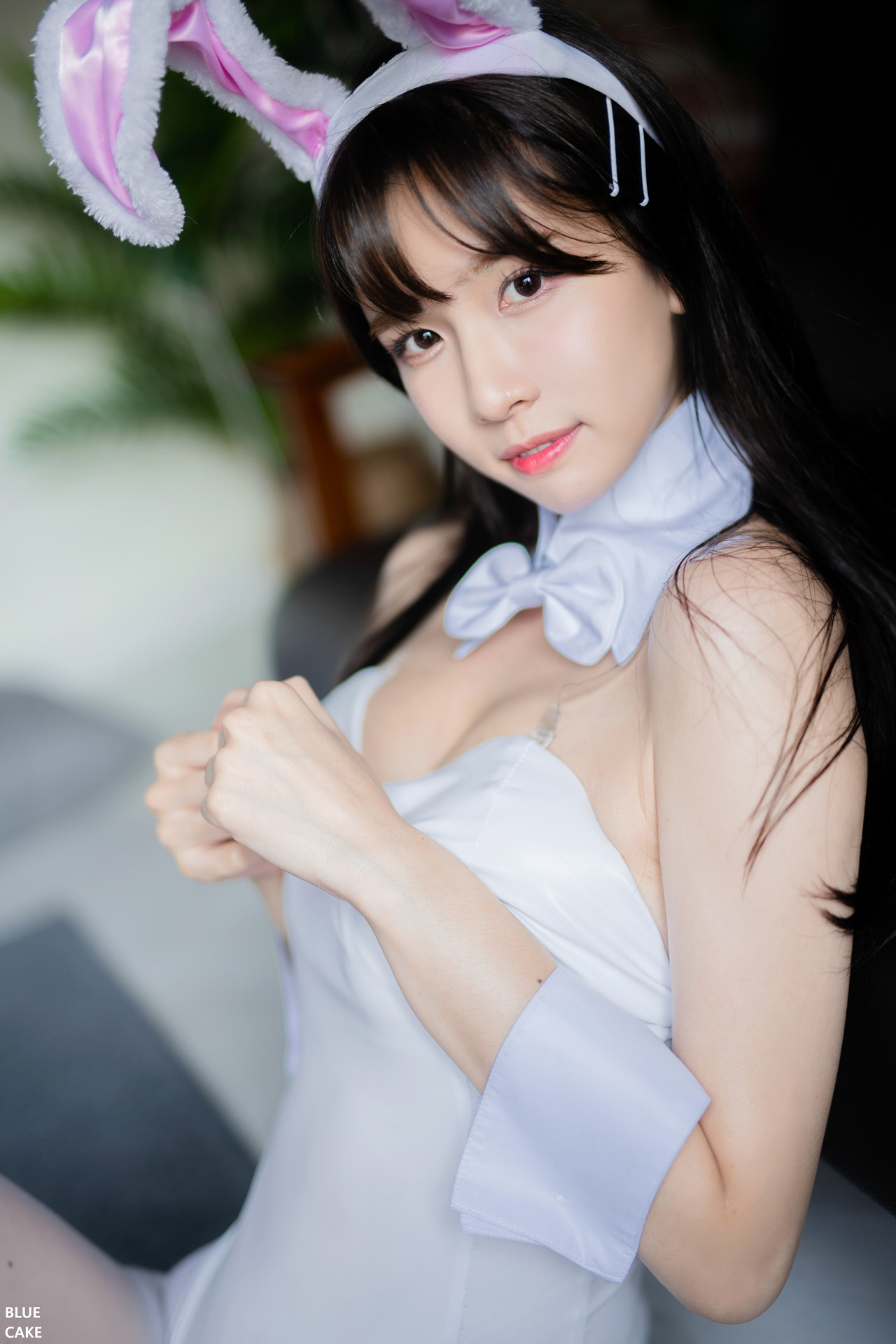 Lee Ahrin 이아린, BlueCake ‘White Black Bunny’ Set.01