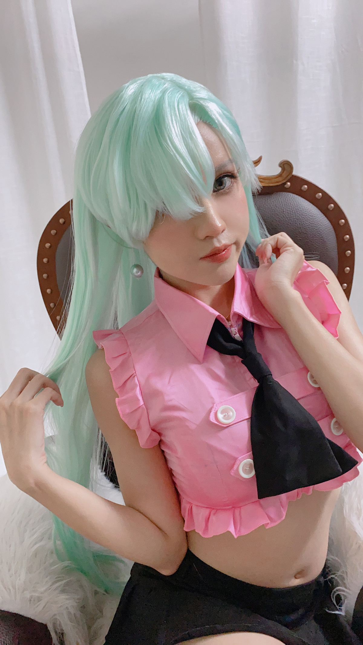 Cosplay PingPing平平 – Elizabeth Liones