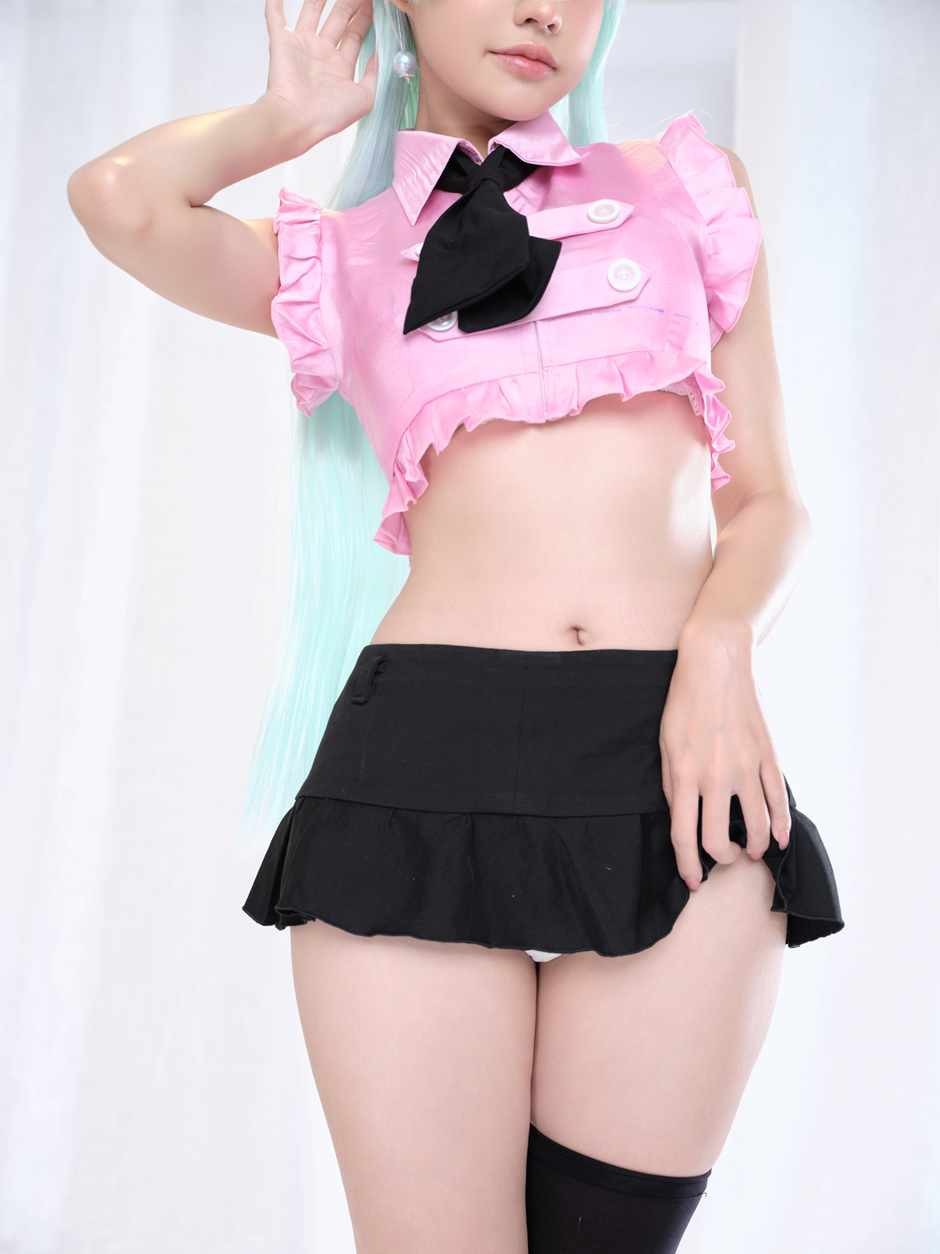 Cosplay PingPing平平 – Elizabeth Liones