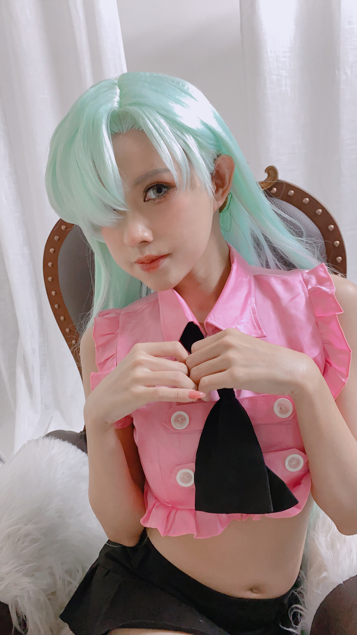 Cosplay PingPing平平 – Elizabeth Liones