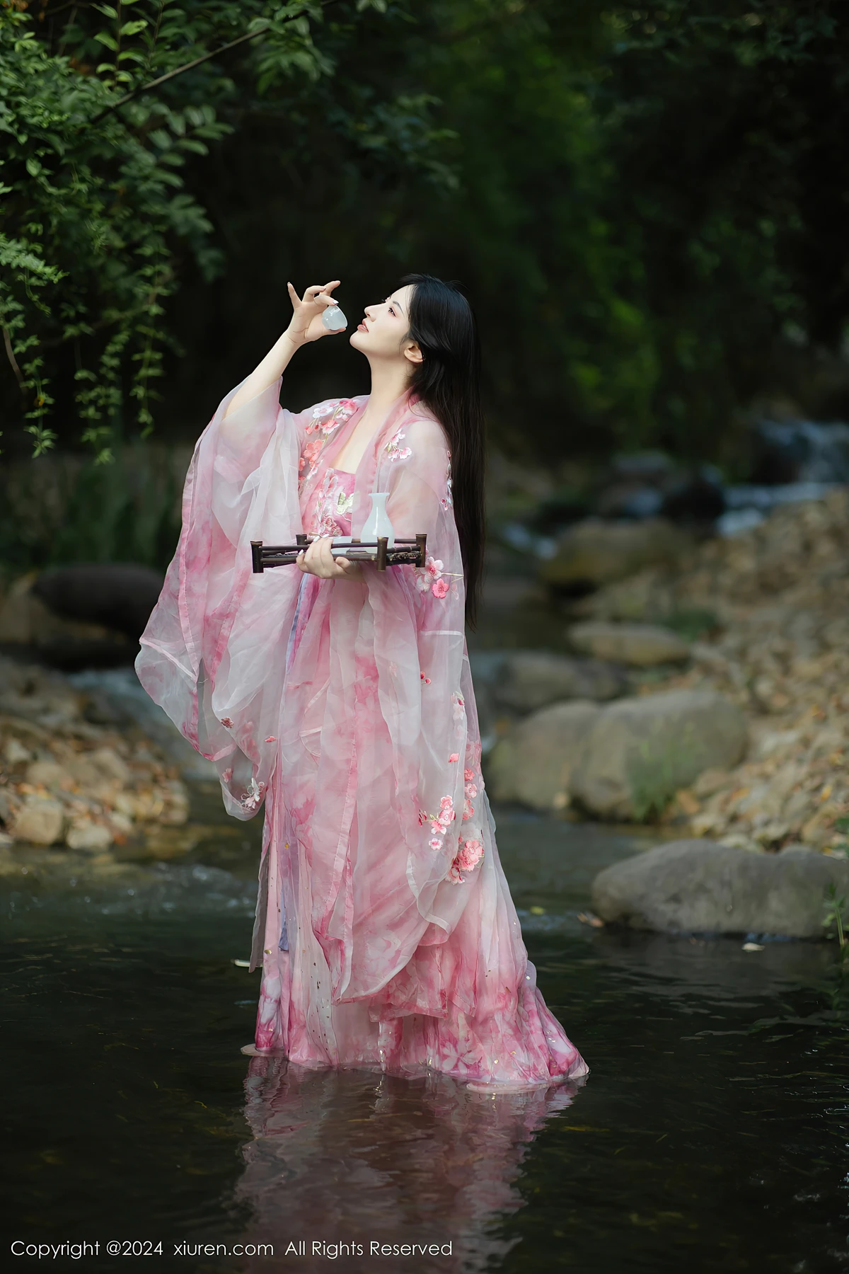 XiuRen秀人网 No.9100 诗诗kiki XiuRen秀人网 No.9100 诗诗kiki